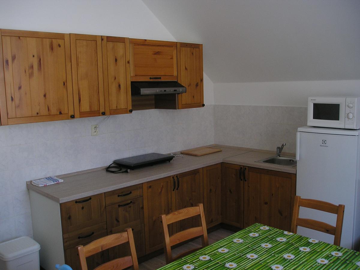 Apartman Svoboda 乌帕河畔斯沃博达 外观 照片